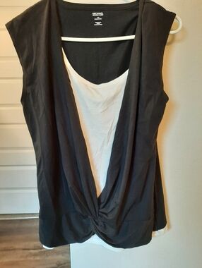 Michael Kors Black & White Twist-Front Sleeveless Top Size Large